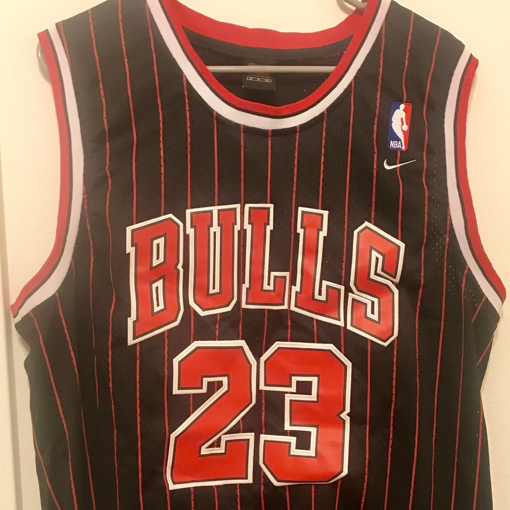 Michael Jordan Chicago Bulls Jersey 23
